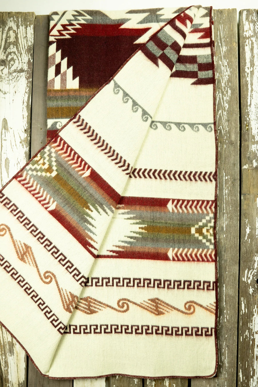 Bonfire Muskay Heartprint Queen Blanket